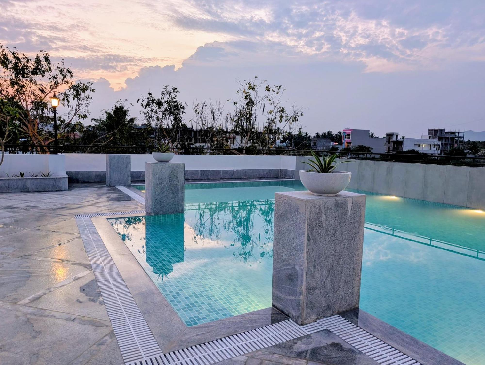 Aashreya Suites Tiruvannamalai Tiruvannāmalai Exterior foto
